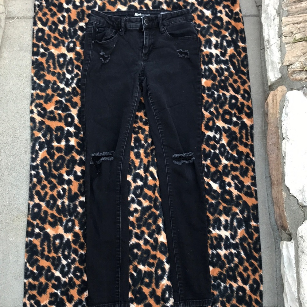 Black Ripped jeans